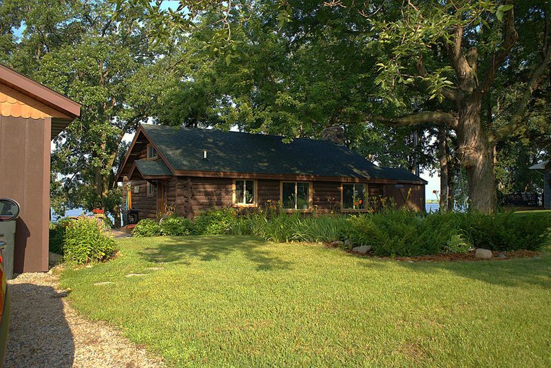 26703 Oak Point Rd, Elbow Lake, MN 56531