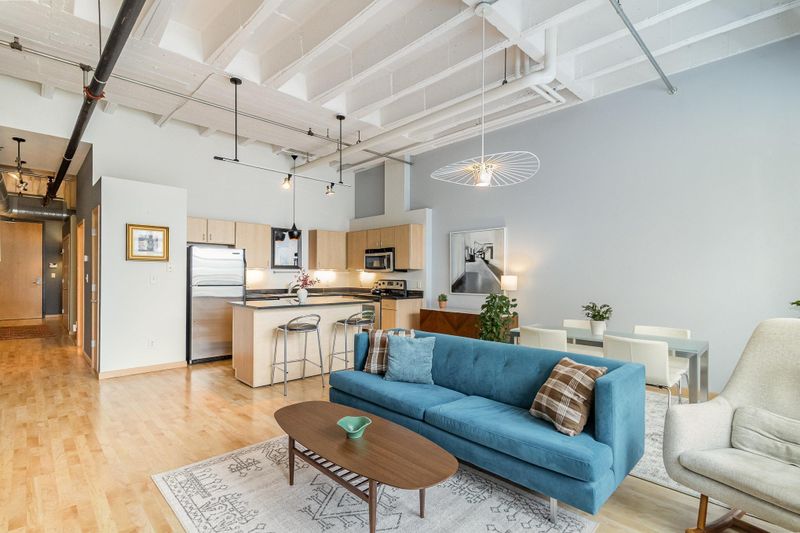 111 E Franklin Ave #103, Minneapolis, MN 55404
