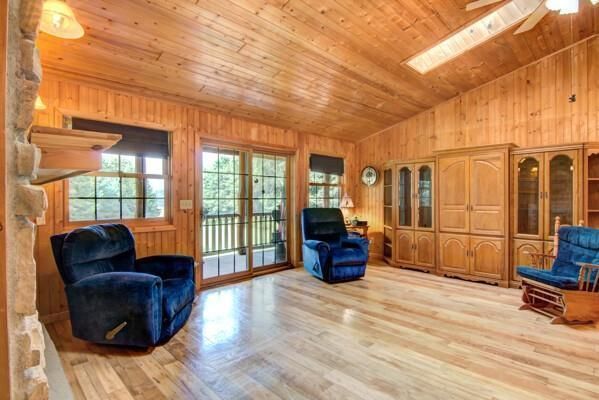 141 17 3/4 18 1/2 St, Dallas, WI 54733