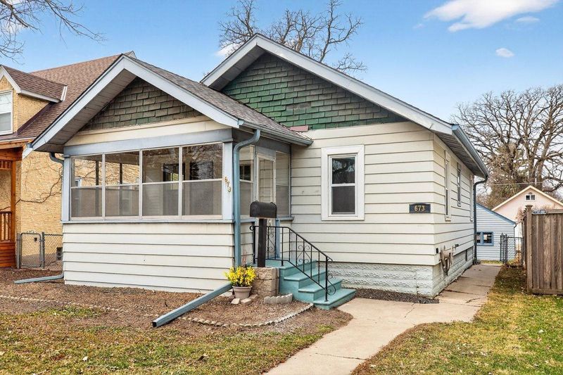 673 Hamline Ave S, Saint Paul, MN 55116
