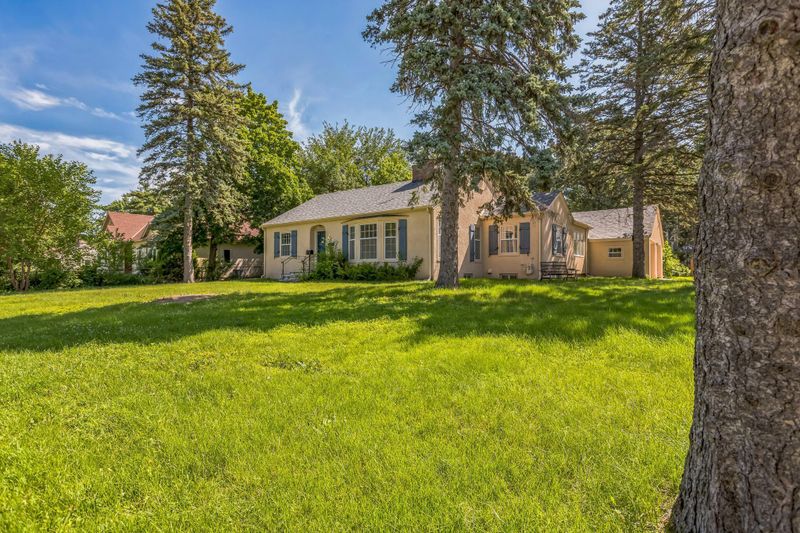 7147 Lyndale Ave S, Richfield, MN 55423