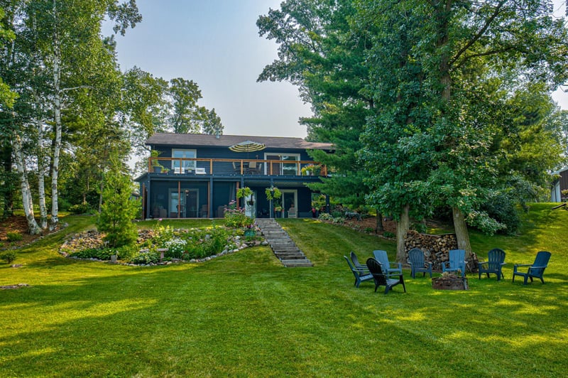 2047A Richardson Ct, Luck, WI 54853