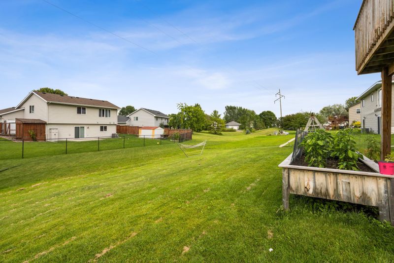 1607 Griffing Park Rd, Buffalo, MN 55313
