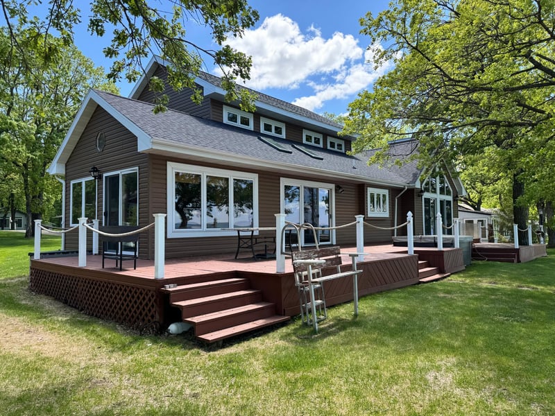 145 Bay View Rd, Ottertail, MN 56571