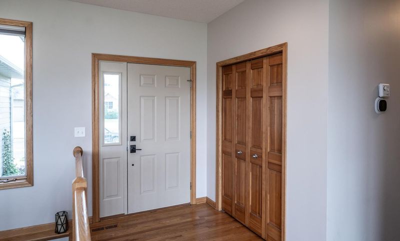 701 Superior Dr, Northfield, MN 55057