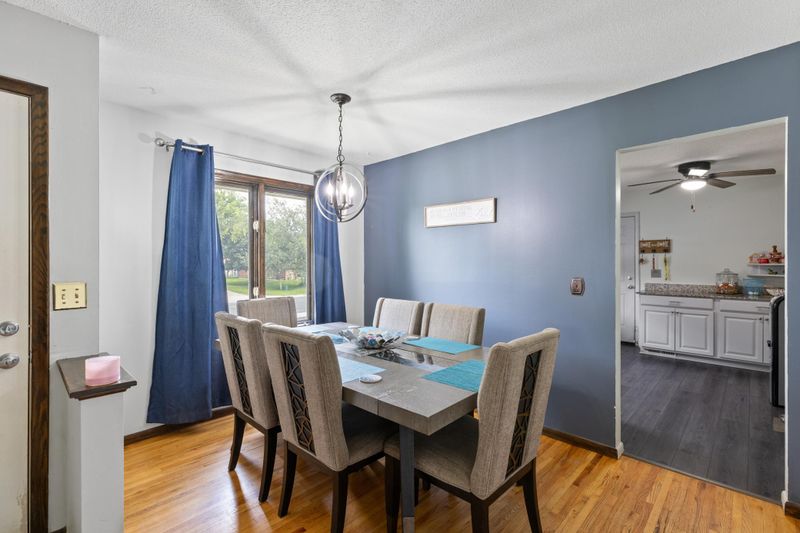 1205 E 131st St, Burnsville, MN 55337