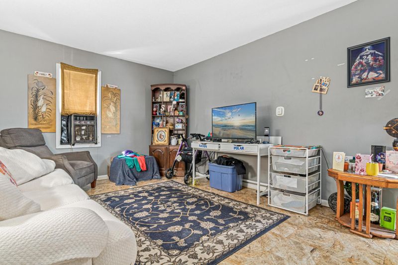 2905 Bryant Ave N, Minneapolis, MN 55411