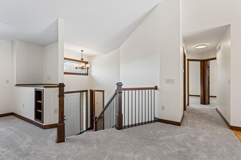 892 Brighton Dr NW, Rochester, MN 55901
