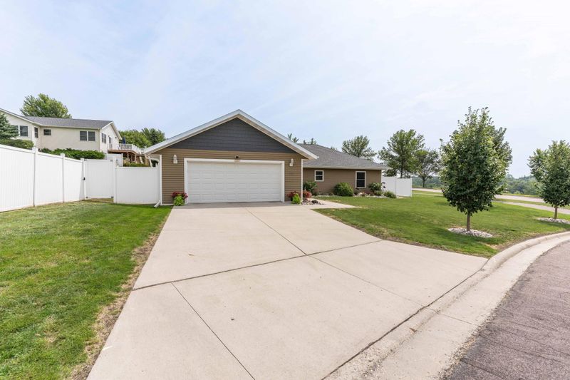 111 Laura Ln, Fergus Falls, MN 56537