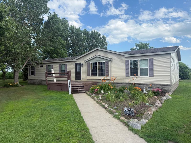 12912 160th St, Fergus Falls, MN 56537