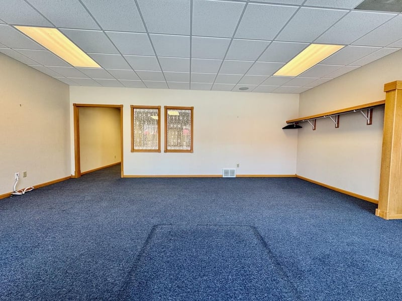 107 Main St, Ashby, MN 56309