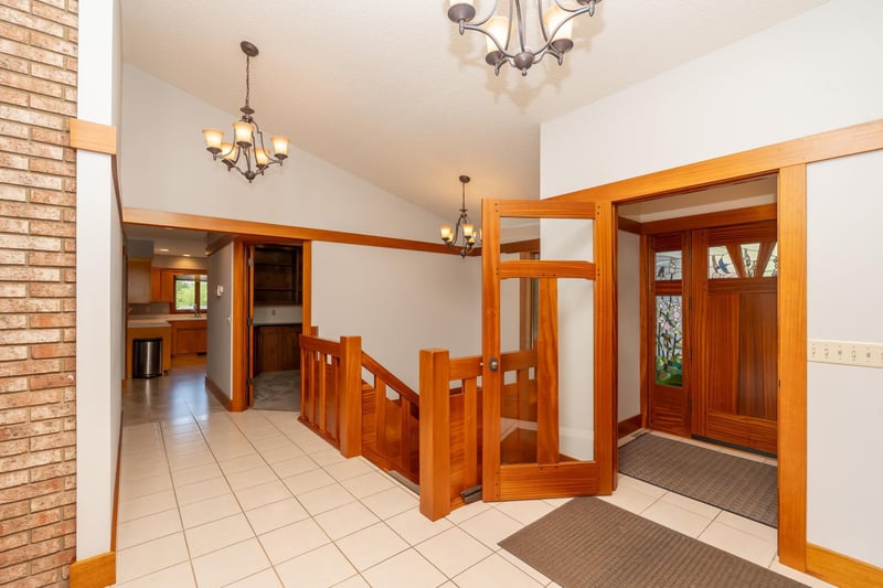 18234 E Sioux Vista Dr, Jordan, MN 55352