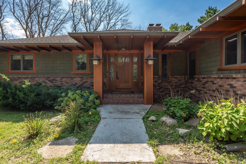 18234 E Sioux Vista Dr, Jordan, MN 55352
