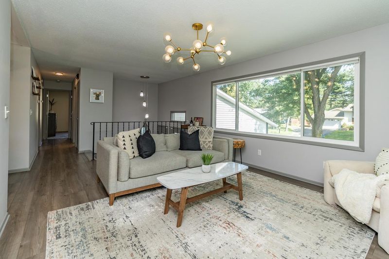 1384 Amaryllis Ln, Eagan, MN 55123