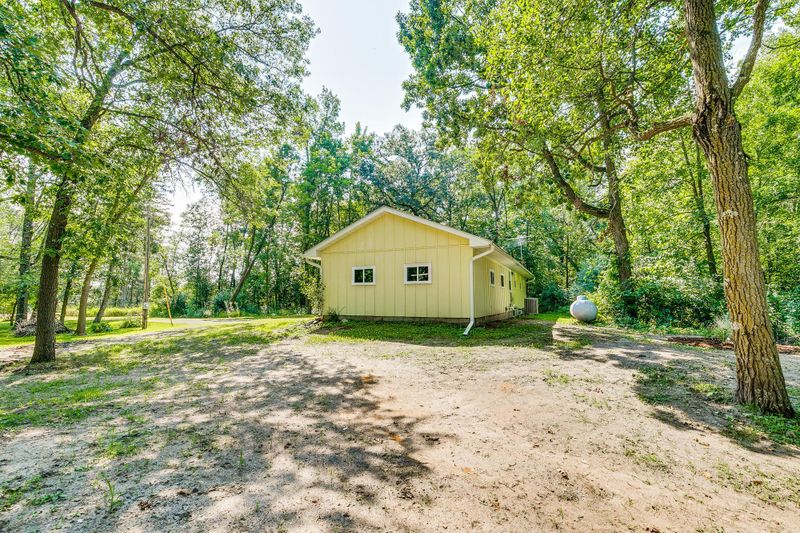 42130 Elmcrest Ave, Harris, MN 55032