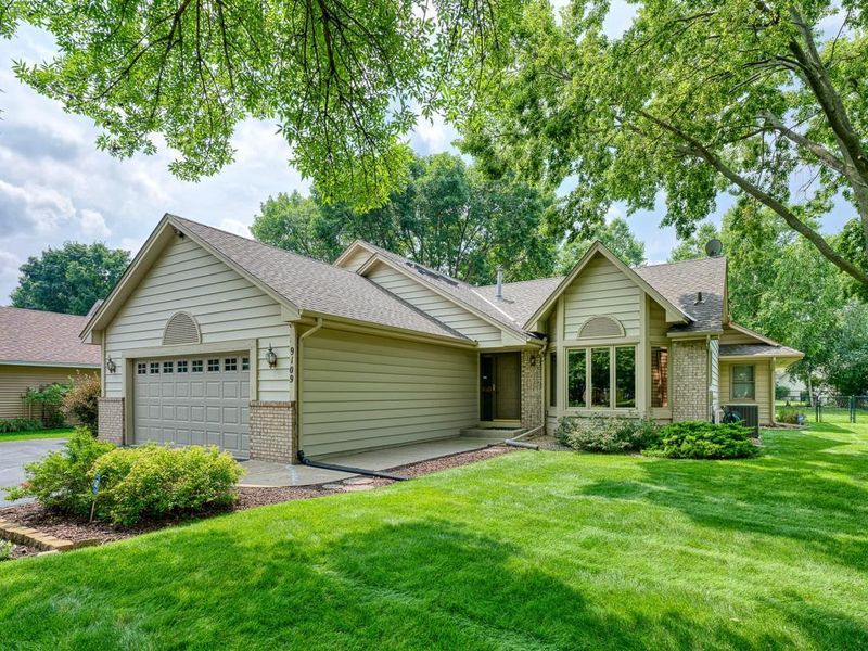 9109 Loch Lomond Blvd, Brooklyn Park, MN 55443
