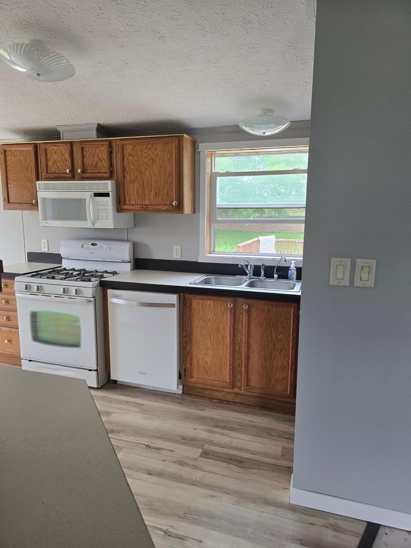 314 Buchannon St S, Waterville, MN 56096
