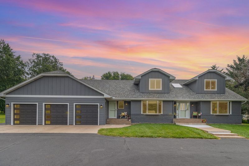 7119 Granada Ave S, Cottage Grove, MN 55016