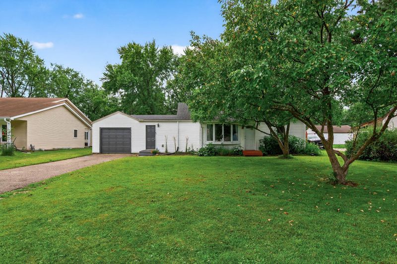2206 Lambert Ave, Mounds View, MN 55112