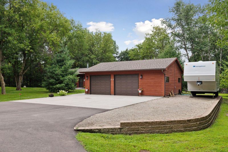 2165 Scenic Dr, Princeton, MN 55371