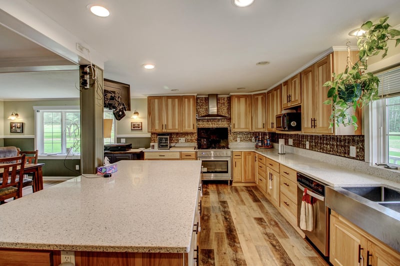 58452 110th St, Menahga, MN 56464