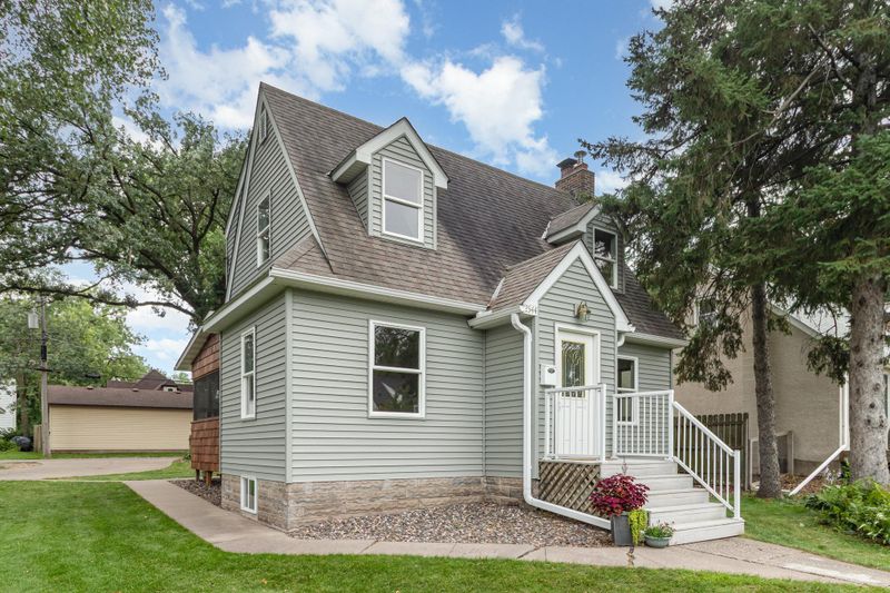 2544 19th Ave E, North Saint Paul, MN 55109