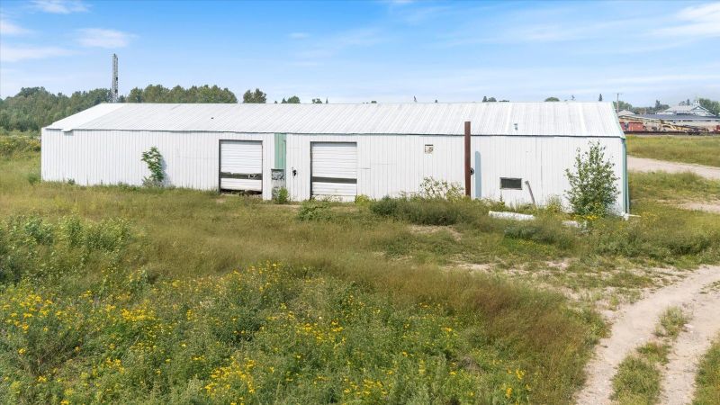 20 Main Ave, Deer River, MN 56636