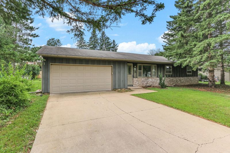 3531 Skyline Dr, Red Wing, MN 55066