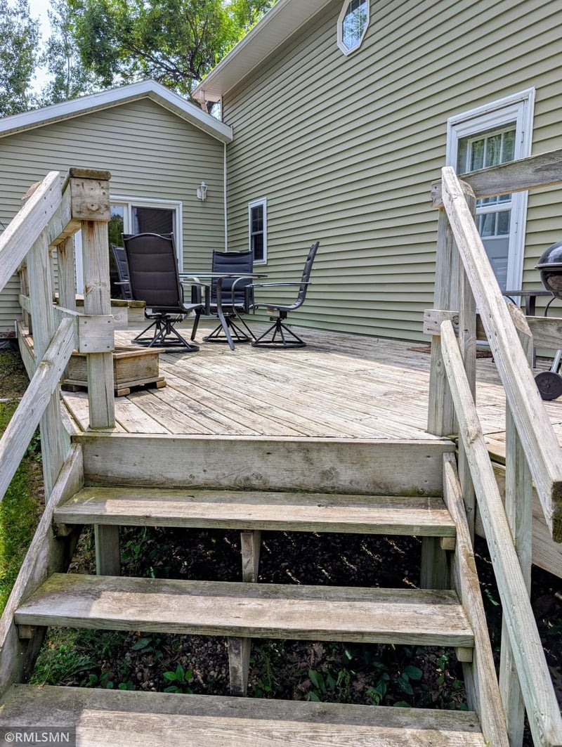 637 3rd Ave NW, Eagle Bend, MN 56446