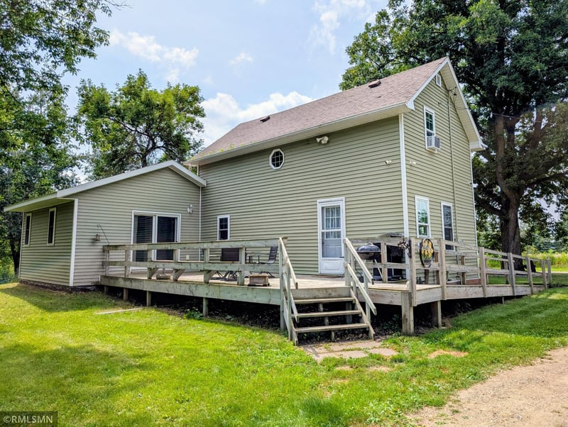 637 3rd Ave NW, Eagle Bend, MN 56446
