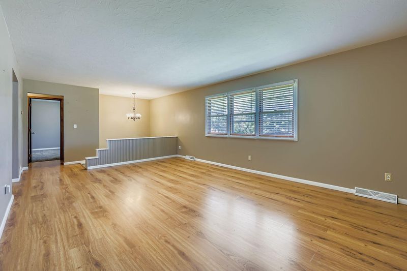 16539 Franklin Trl SE, Prior Lake, MN 55372