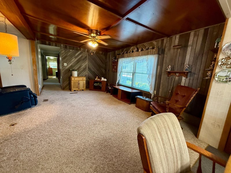 55 5th Ave NW, Elgin, MN 55932