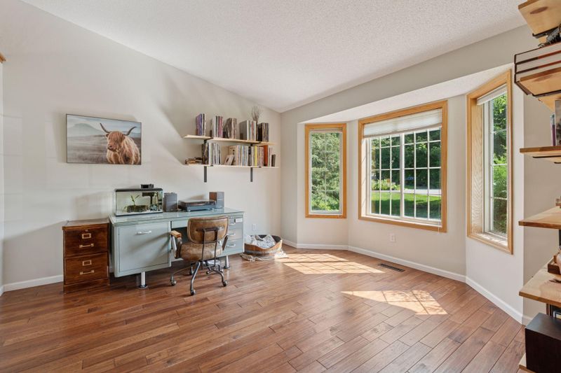 19166 Evans Cir, Elk River, MN 55330