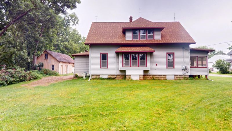 17339 Edgewood Ln, Galesville, WI 54630