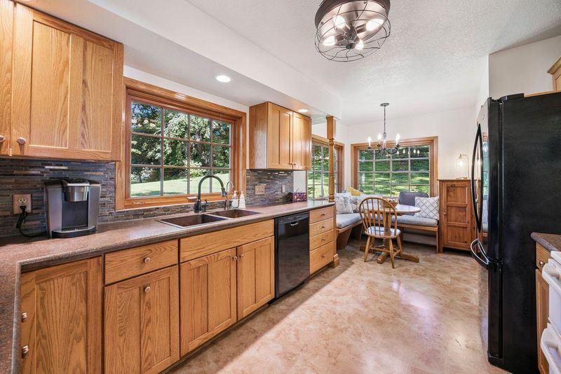 6911 Highway 71 NE, Willmar, MN 56201