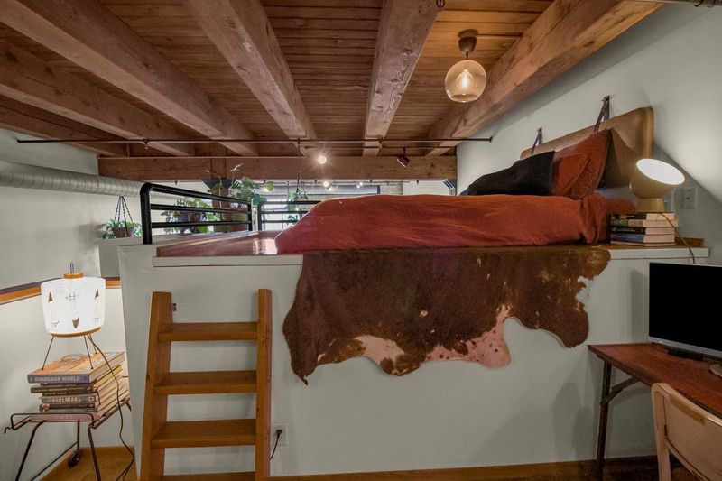 289 5th St E #408, Saint Paul, MN 55101