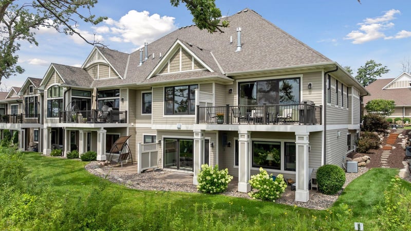 299 Bellwether Pa, Minnetonka, MN 55391