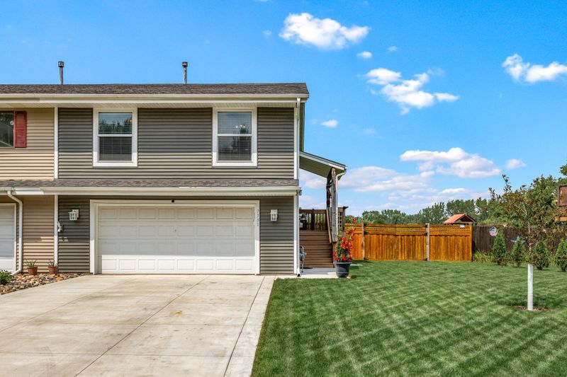 7791 Upper 167th St W, Lakeville, MN 55044