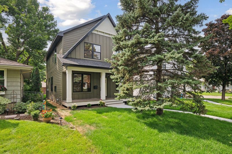 5704 Washburn Ave S, Minneapolis, MN 55410