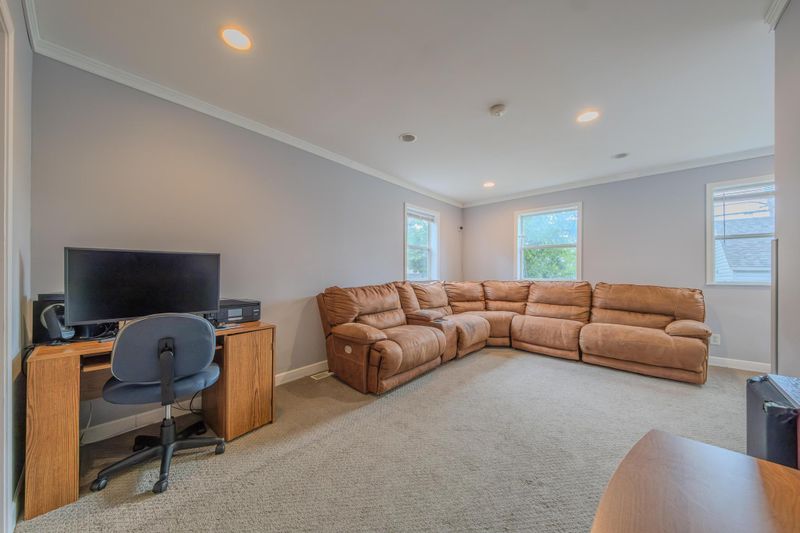 1809 Oliver Ave N, Minneapolis, MN 55411