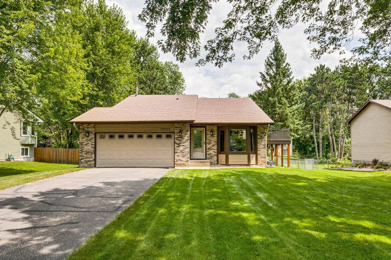 10643 Stutz St NE, Circle Pines, MN 55014
