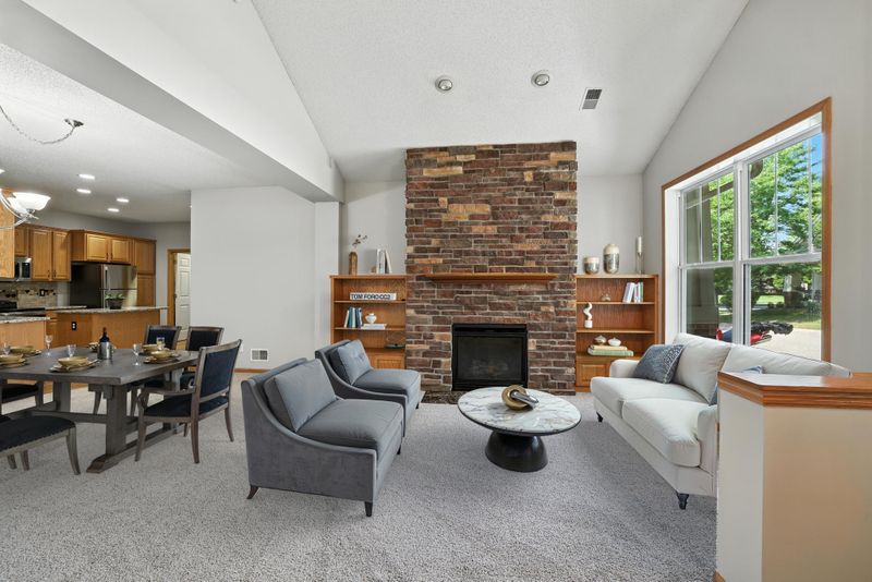 13602 Brass Pw, Rosemount, MN 55068