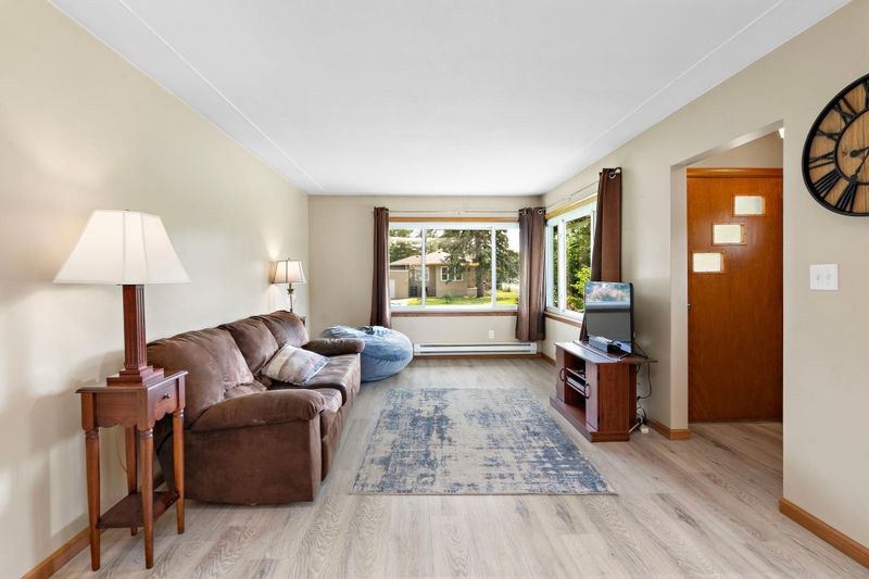 1704 7th Ave, Anoka, MN 55303
