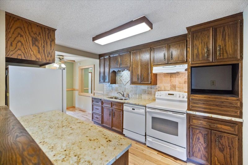 7725 Xerxes Ave S, Richfield, MN 55423