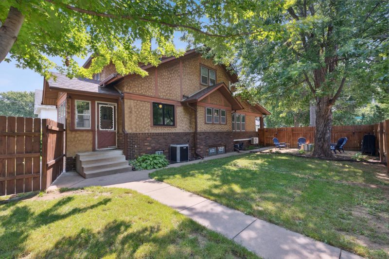 245 Stevens St W, Saint Paul, MN 55107