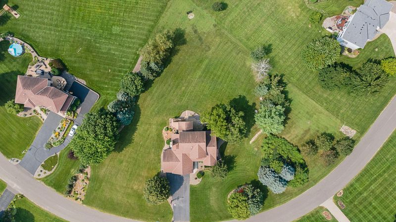 19700 Pembrook Cir, Rogers, MN 55374