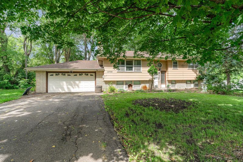 15756 Marystown Rd, Shakopee, MN 55379