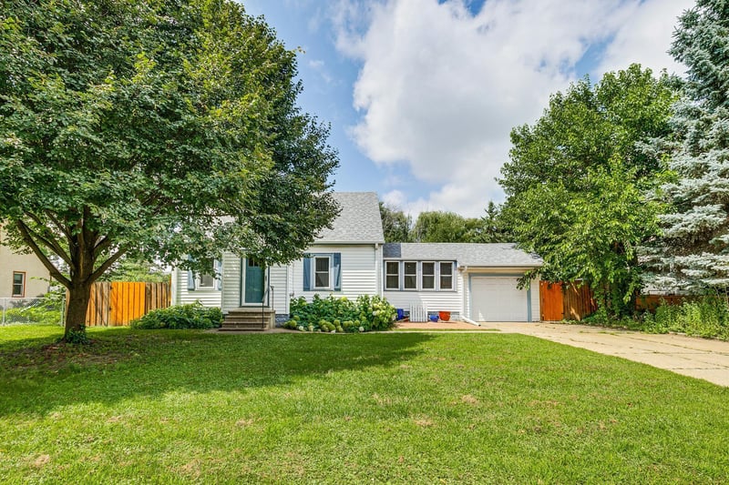 1781 Tatum St, Falcon Heights, MN 55113