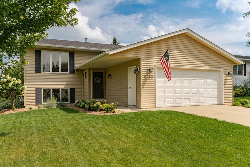 3622 11th Ave SW, Rochester, MN 55902