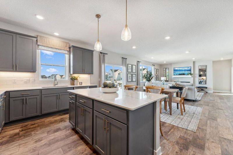 17122 Dimension Ave, Lakeville, MN 55044